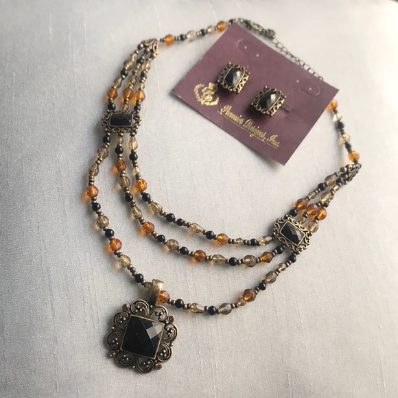 Premier Designs stunning set! - Picture 2 of 6